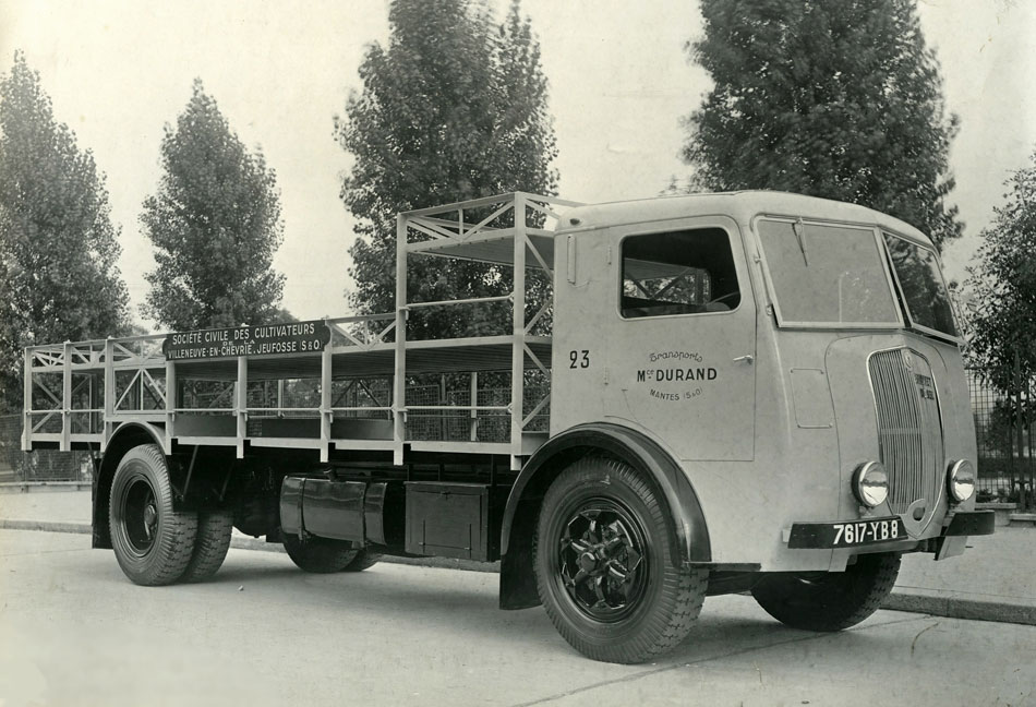 Cars Berliet Bus Galerie Photos Picture Pictures to pin on Pinterest